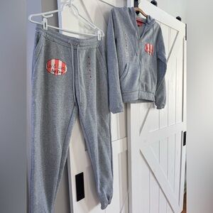 Liv & Lucy Gray Zip-up Sweatshirt & Sweatpant Jogger Set with Thick Waistbands